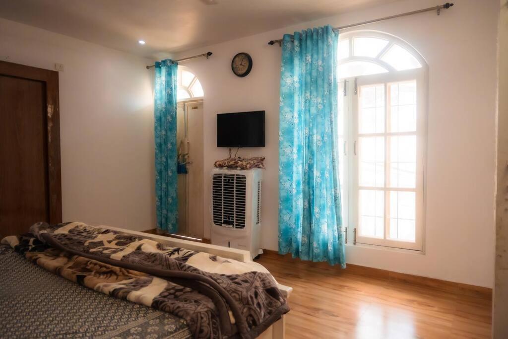 Blue Door Villa By Homeyhuts Rajpur Luaran gambar