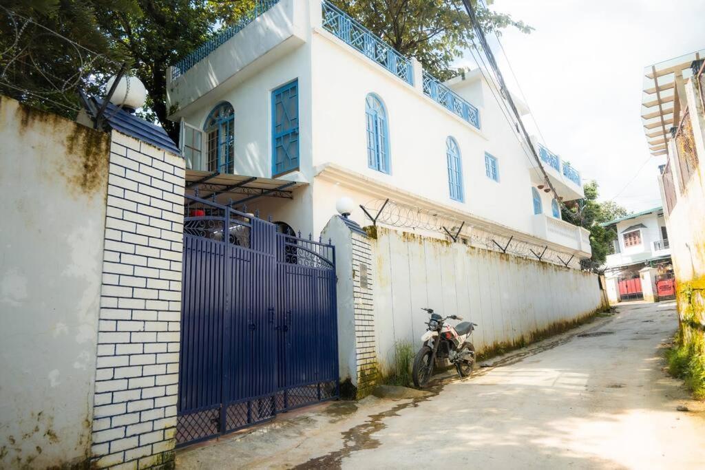 Blue Door Villa By Homeyhuts Rajpur Luaran gambar