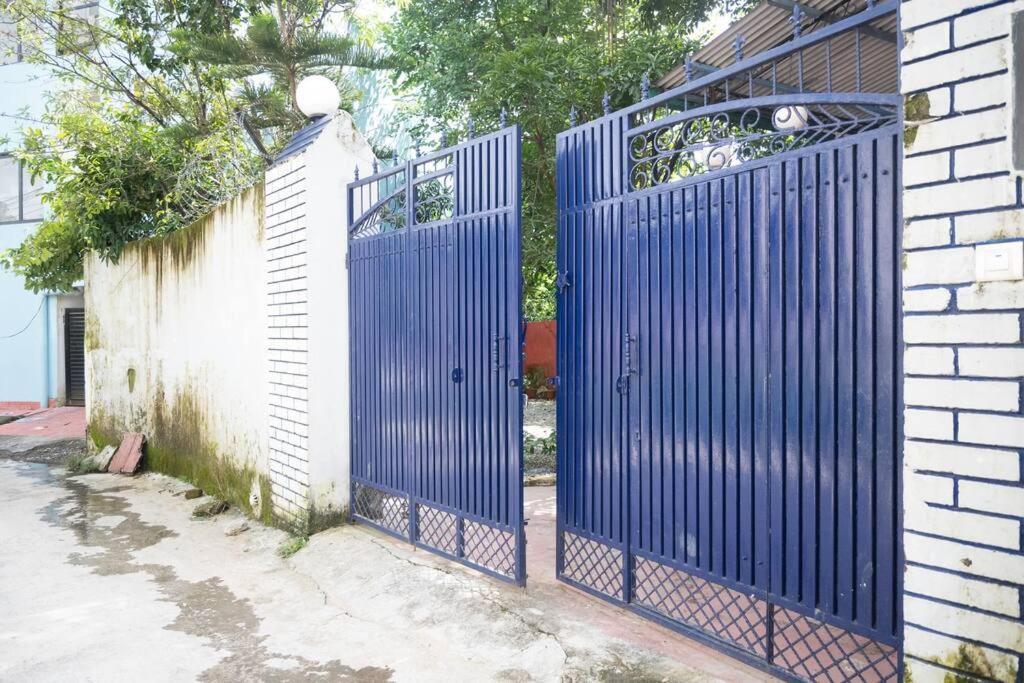 Blue Door Villa By Homeyhuts Rajpur Luaran gambar